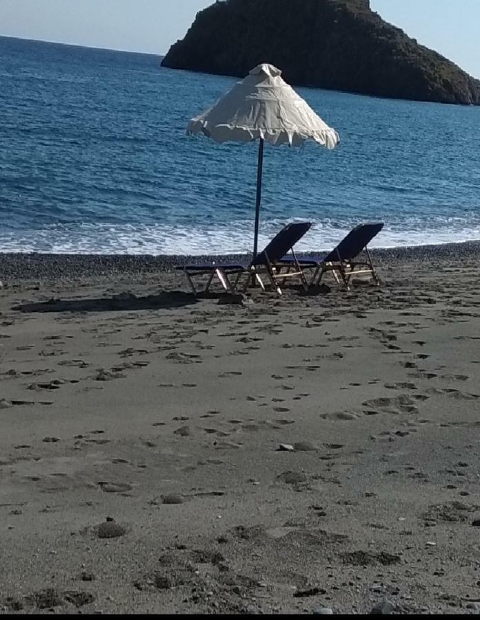 Beach View Kaloi Limenes Extérieur photo